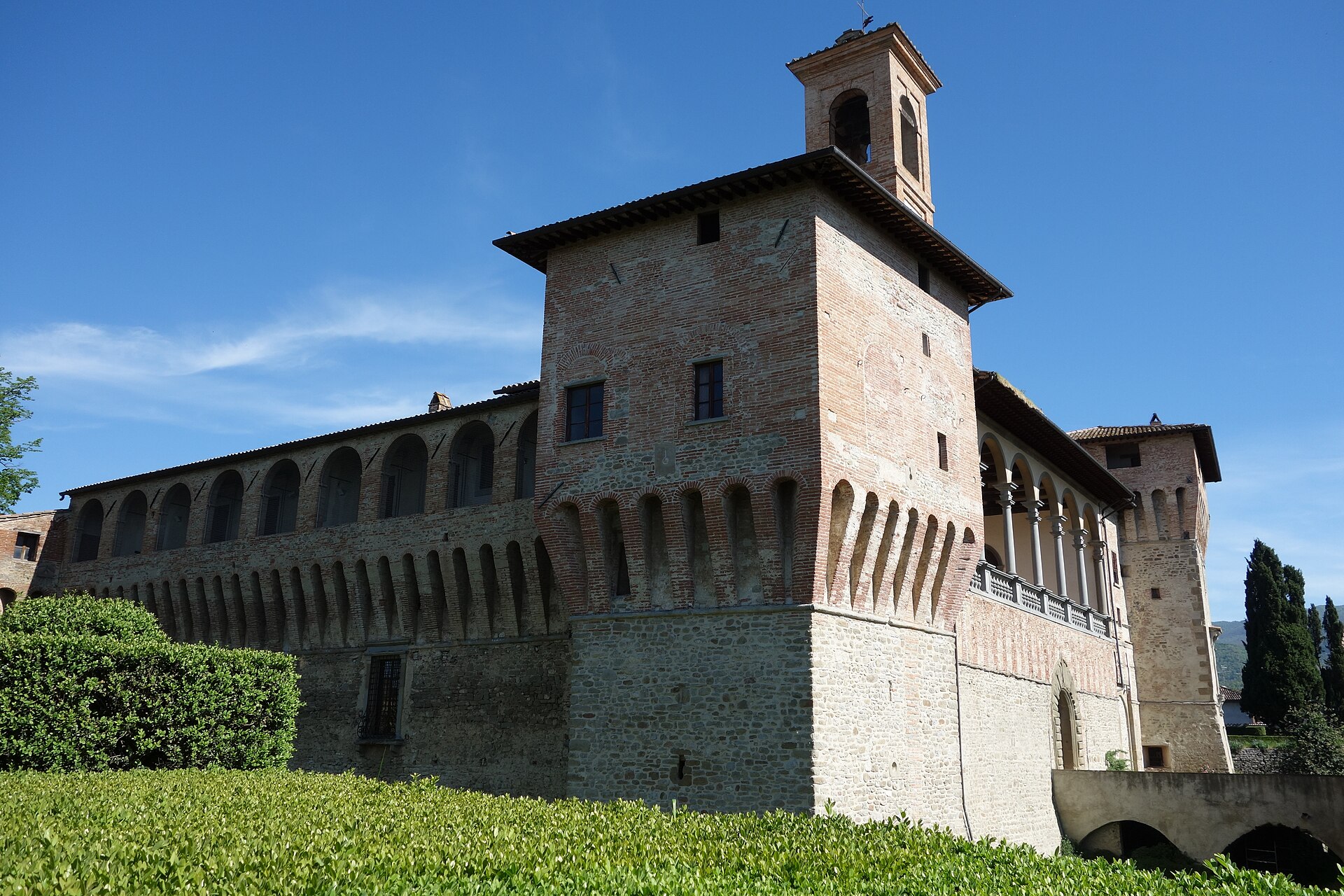 San Giustino: cosa vedere. Il Castello Bufalini, la Repubblica di Cospaia e la storia del tabacco
