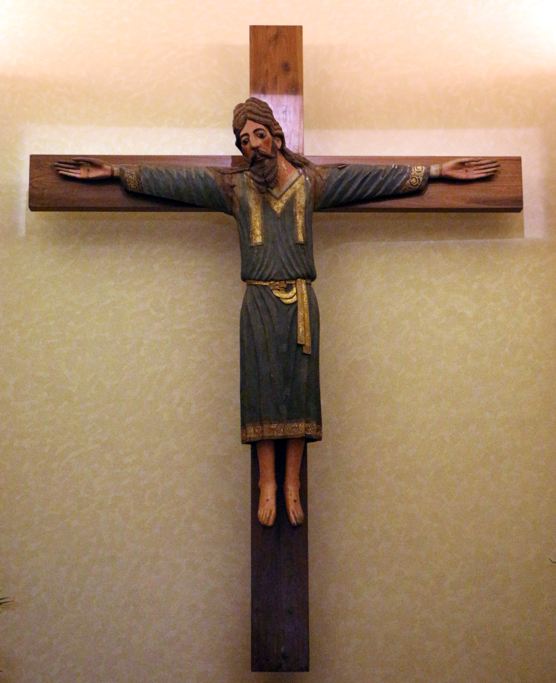 Il Volto Santo, crocifisso ligneo di età carolingia nella Cattedrale di Sansepolcro