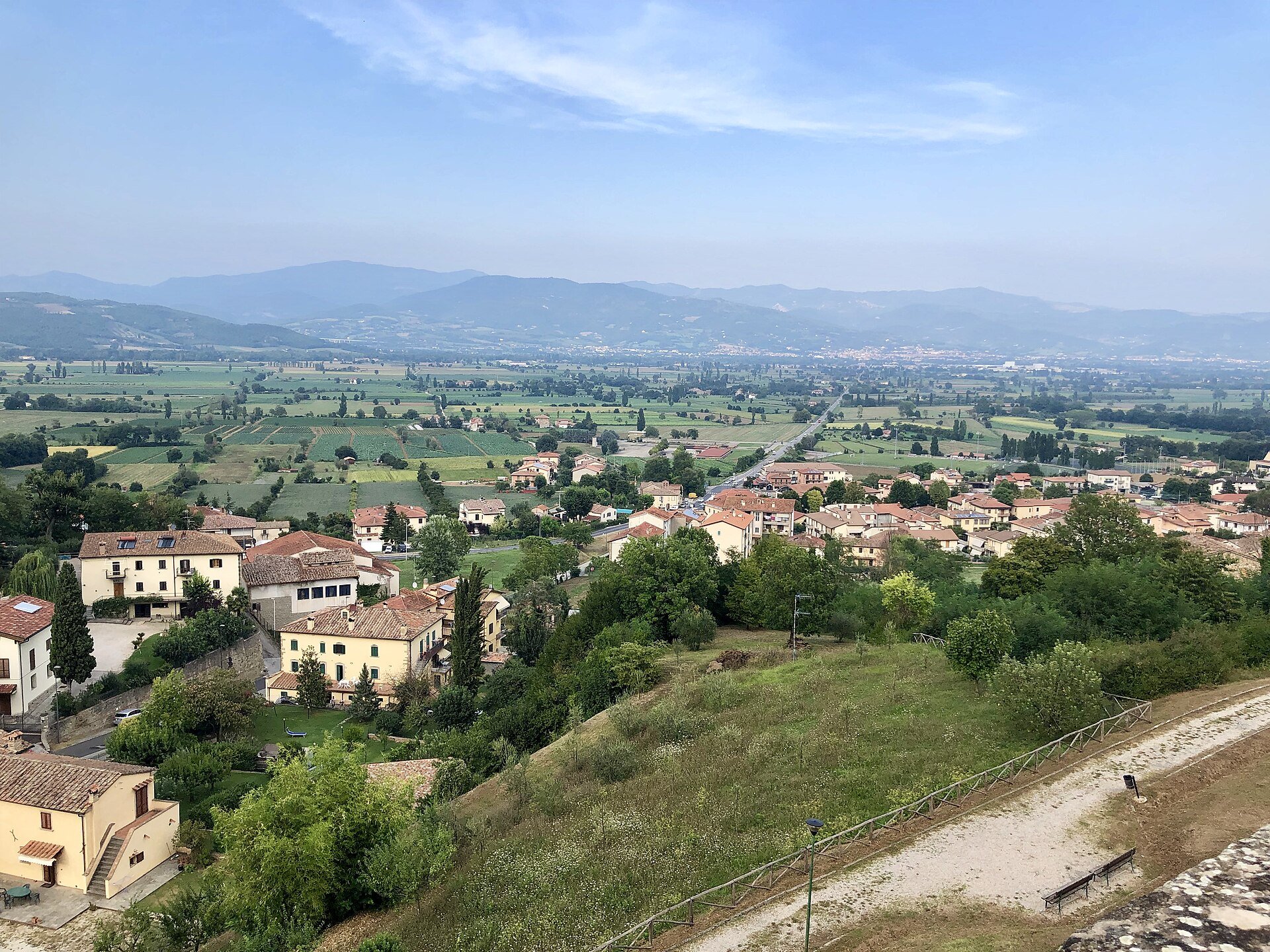 La piana sotto Anghiari dove nel 1440 si combatté la battaglia