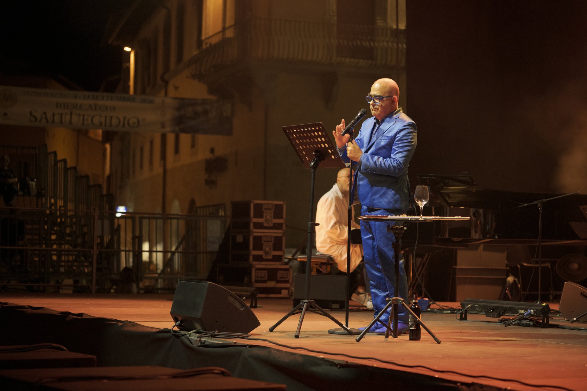 Concerto di Elio in Piazza Torre di Berta a Sansepolcro, Festival delle Nazioni 2026